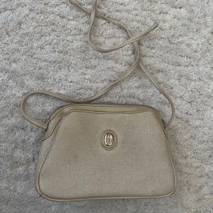 Crown Dover Beige Purse